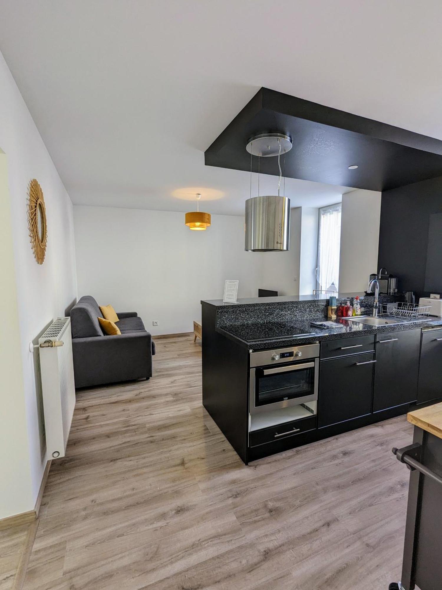 Douceur Roannaise Apartment Руан Екстериор снимка